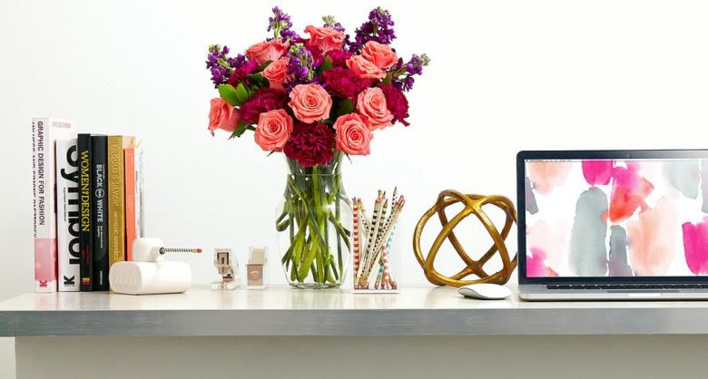 decorar tu oficina con flores